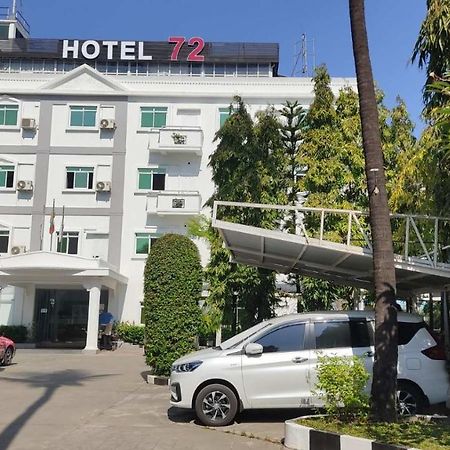 Hotel 72 Yangon Exteriör bild