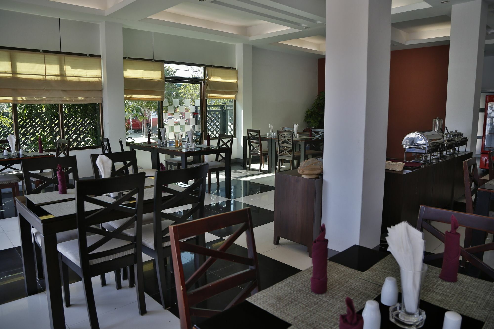Hotel 72 Yangon Exteriör bild