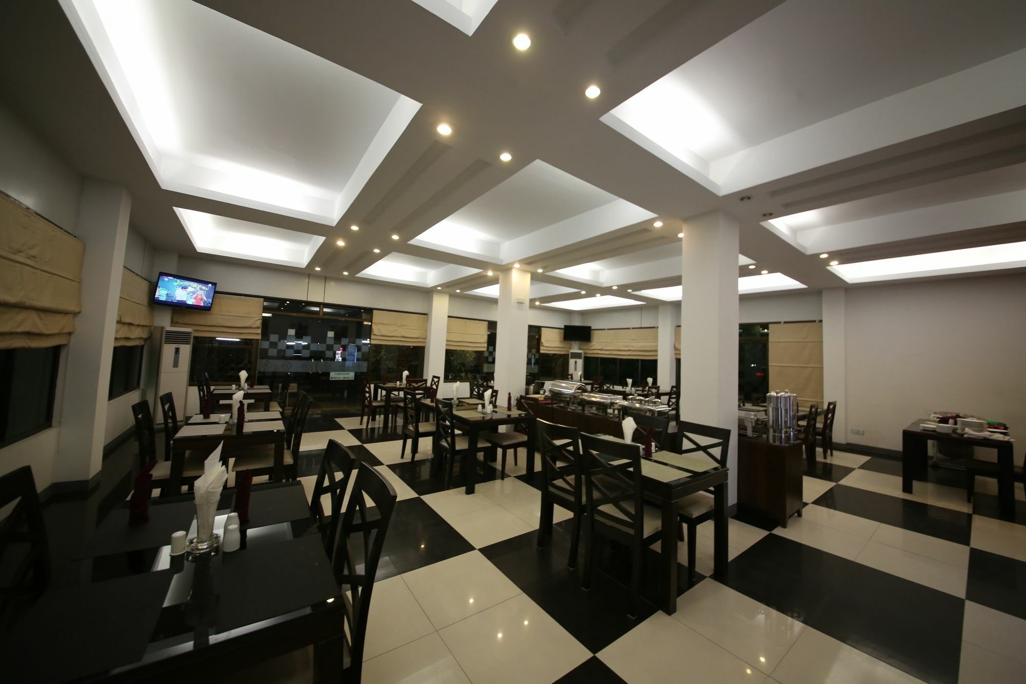 Hotel 72 Yangon Exteriör bild