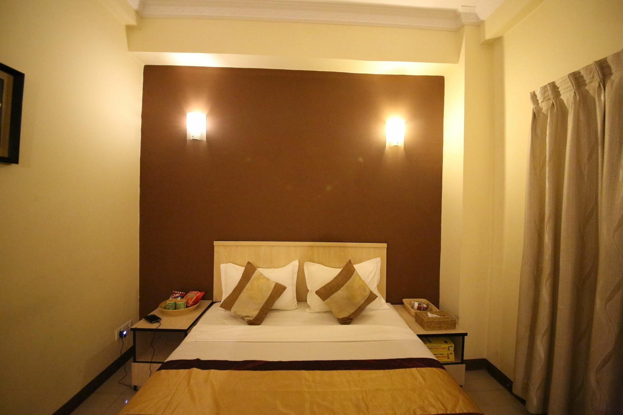 Hotel 72 Yangon Exteriör bild