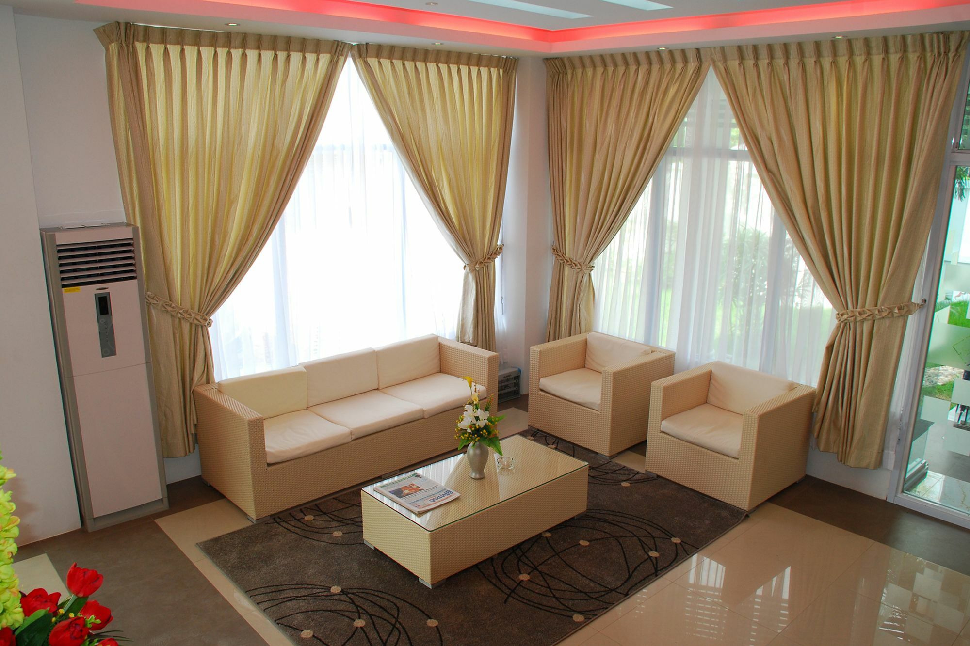 Hotel 72 Yangon Exteriör bild
